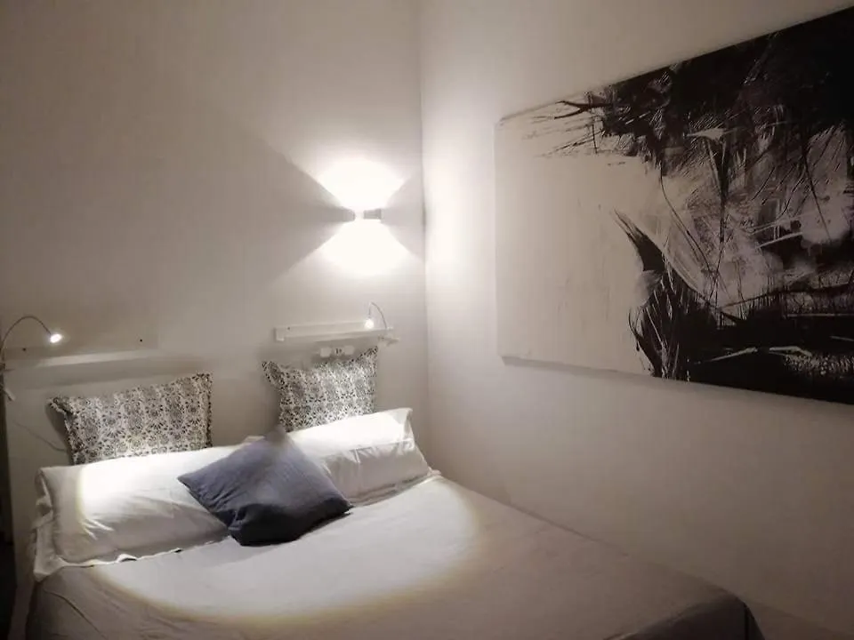Апартаменты Lalli'S Flat Ачи Костелло Италия